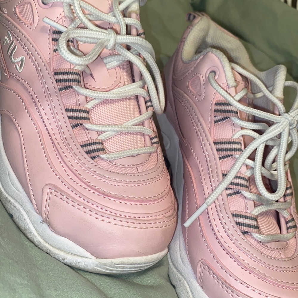 FILA BABY PINK SNEAKERS